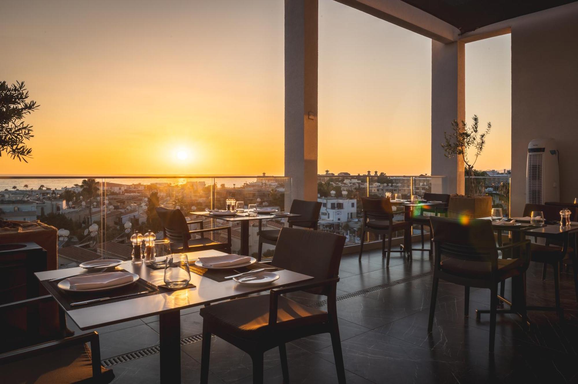 Kefalos Damon Hotel Apartments Paphos Esterno foto