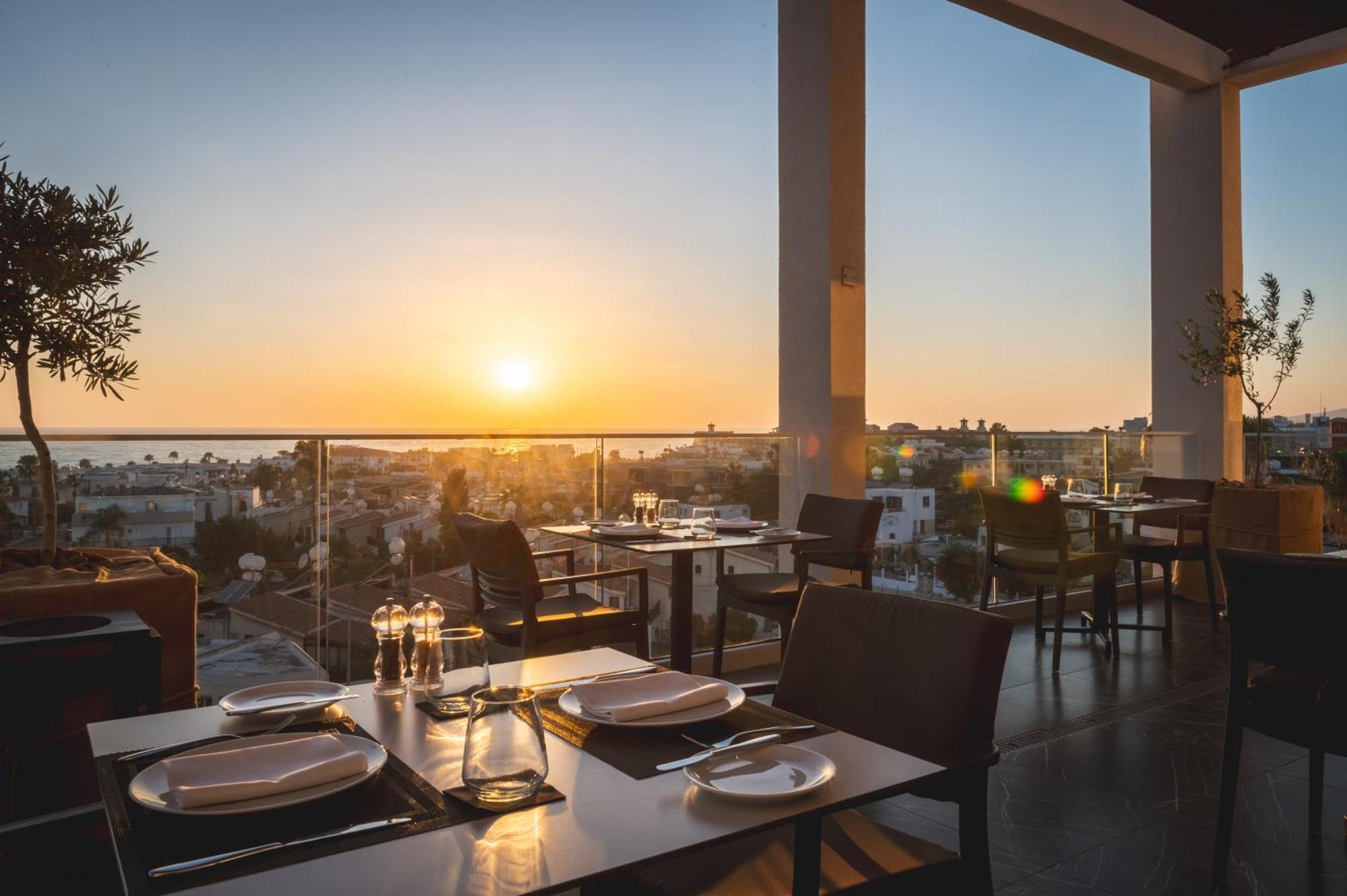 Kefalos Damon Hotel Apartments Paphos Esterno foto