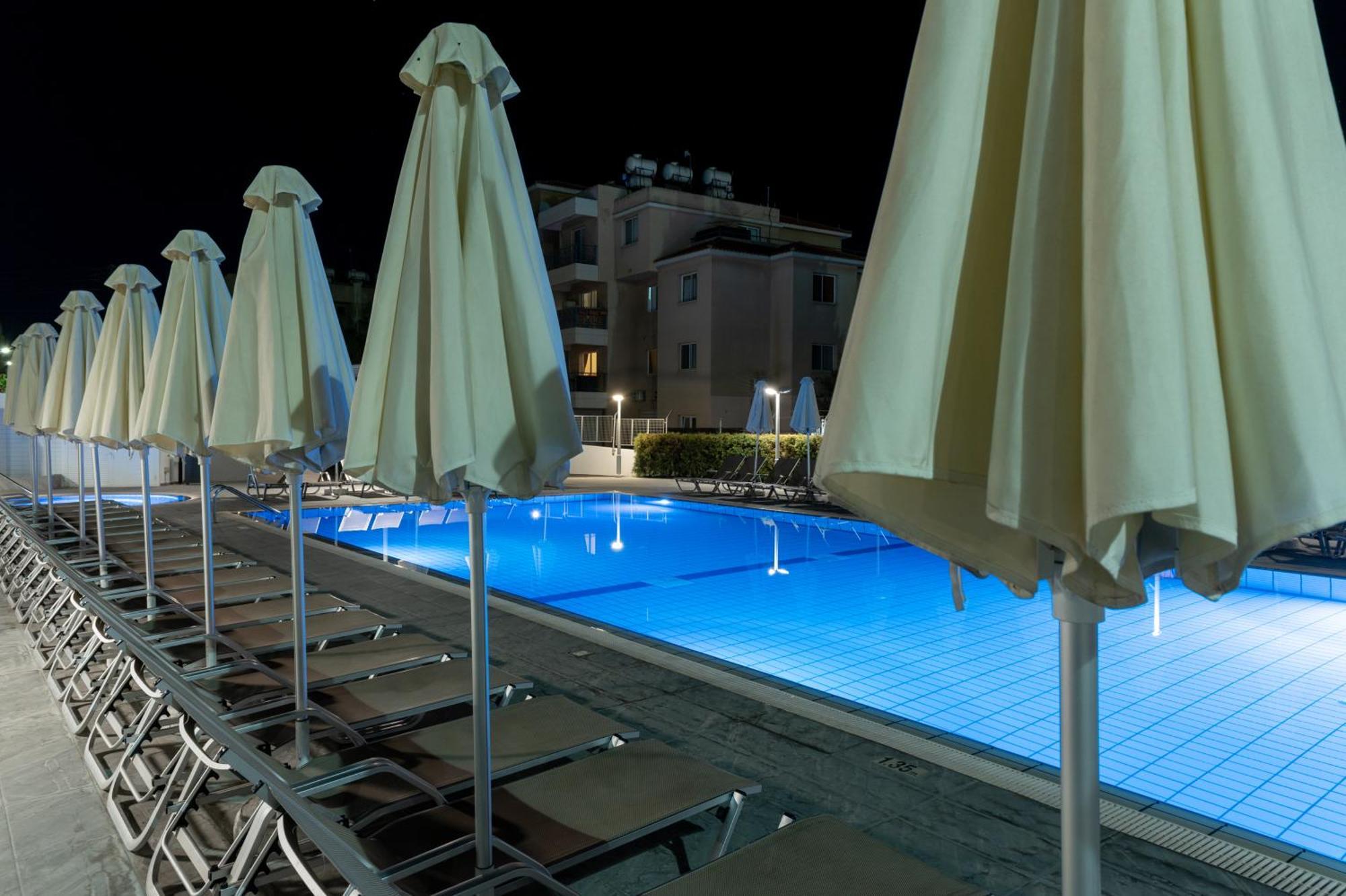 Kefalos Damon Hotel Apartments Paphos Esterno foto