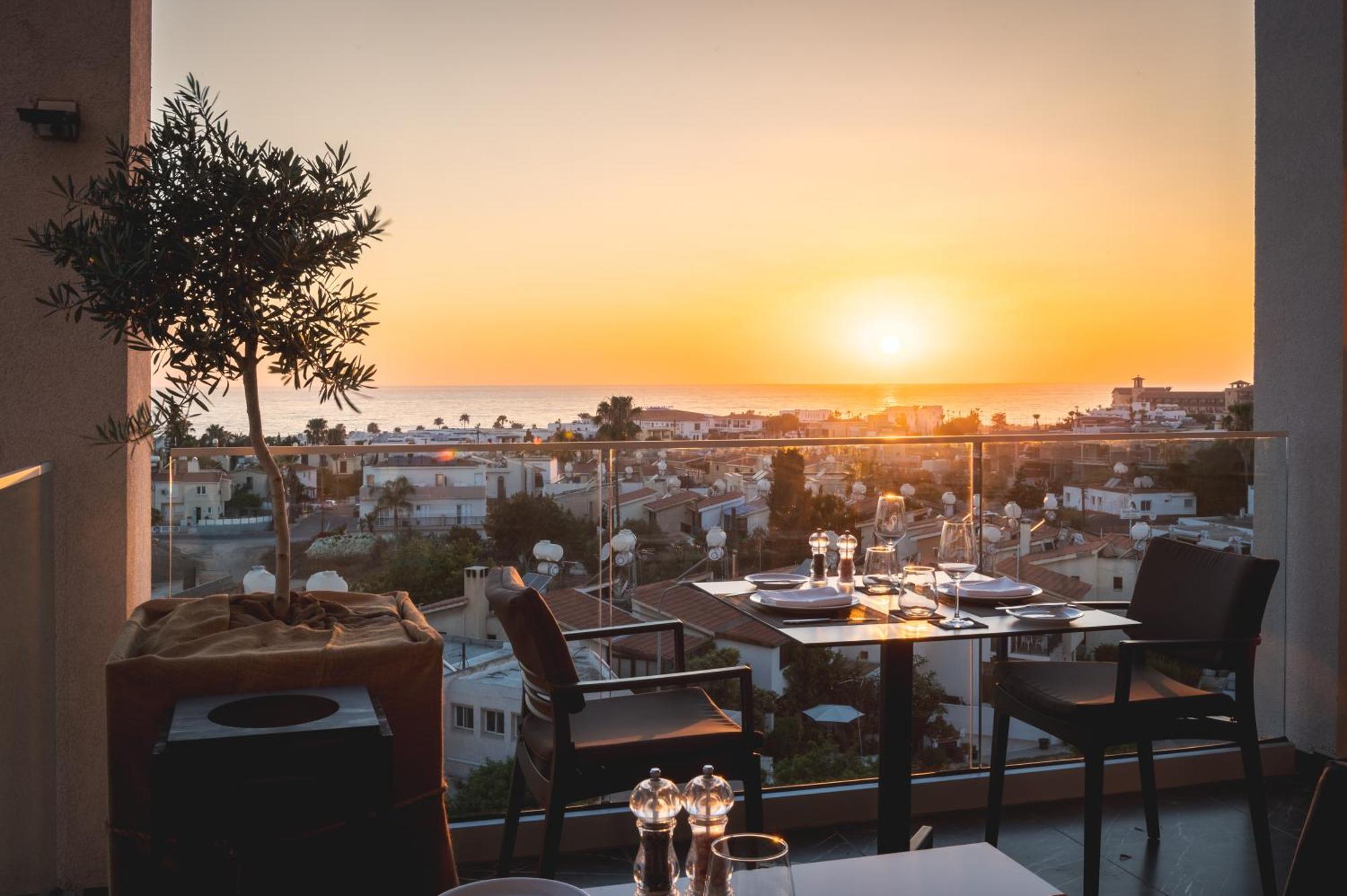 Kefalos Damon Hotel Apartments Paphos Esterno foto