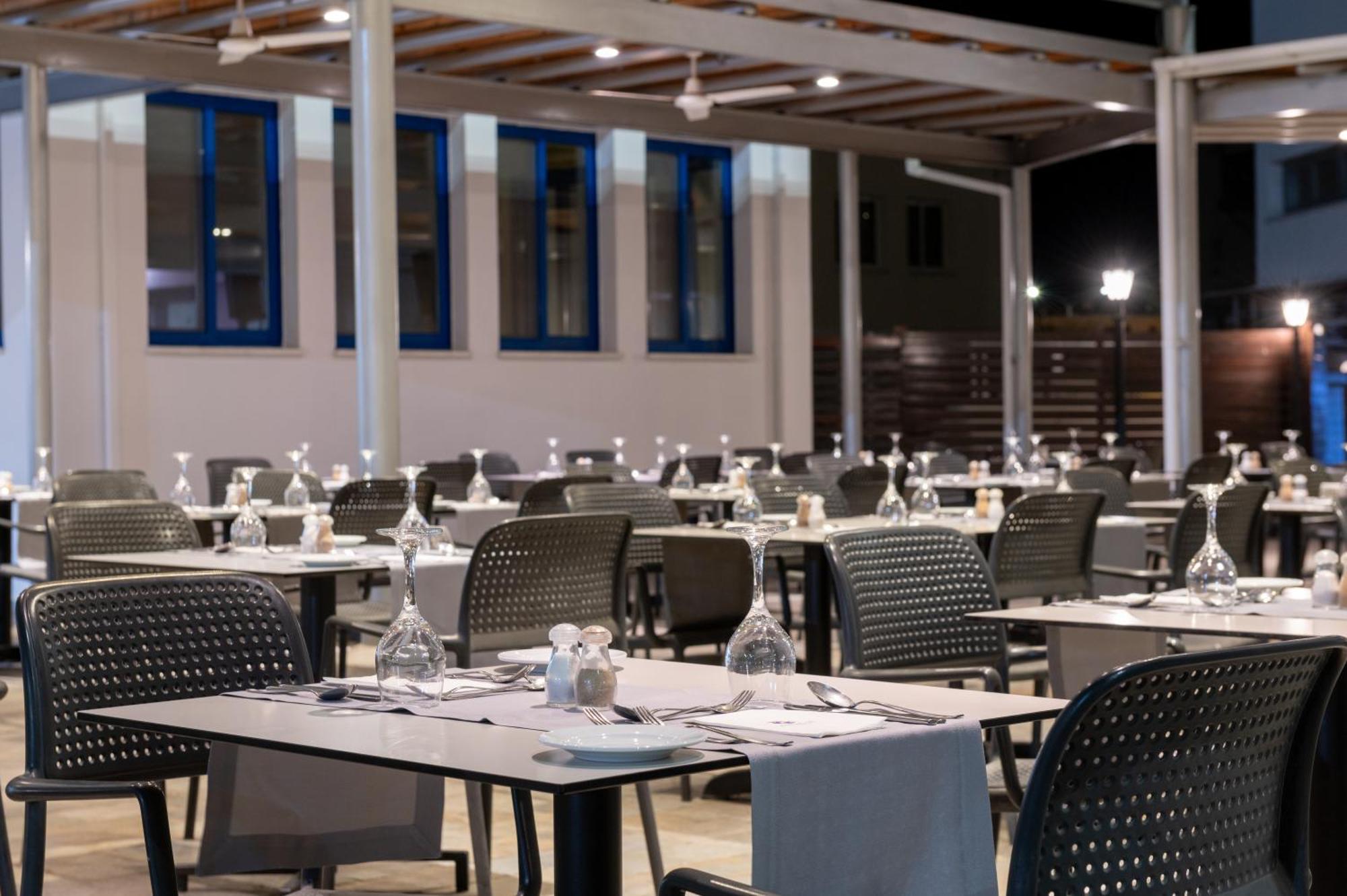 Kefalos Damon Hotel Apartments Paphos Esterno foto