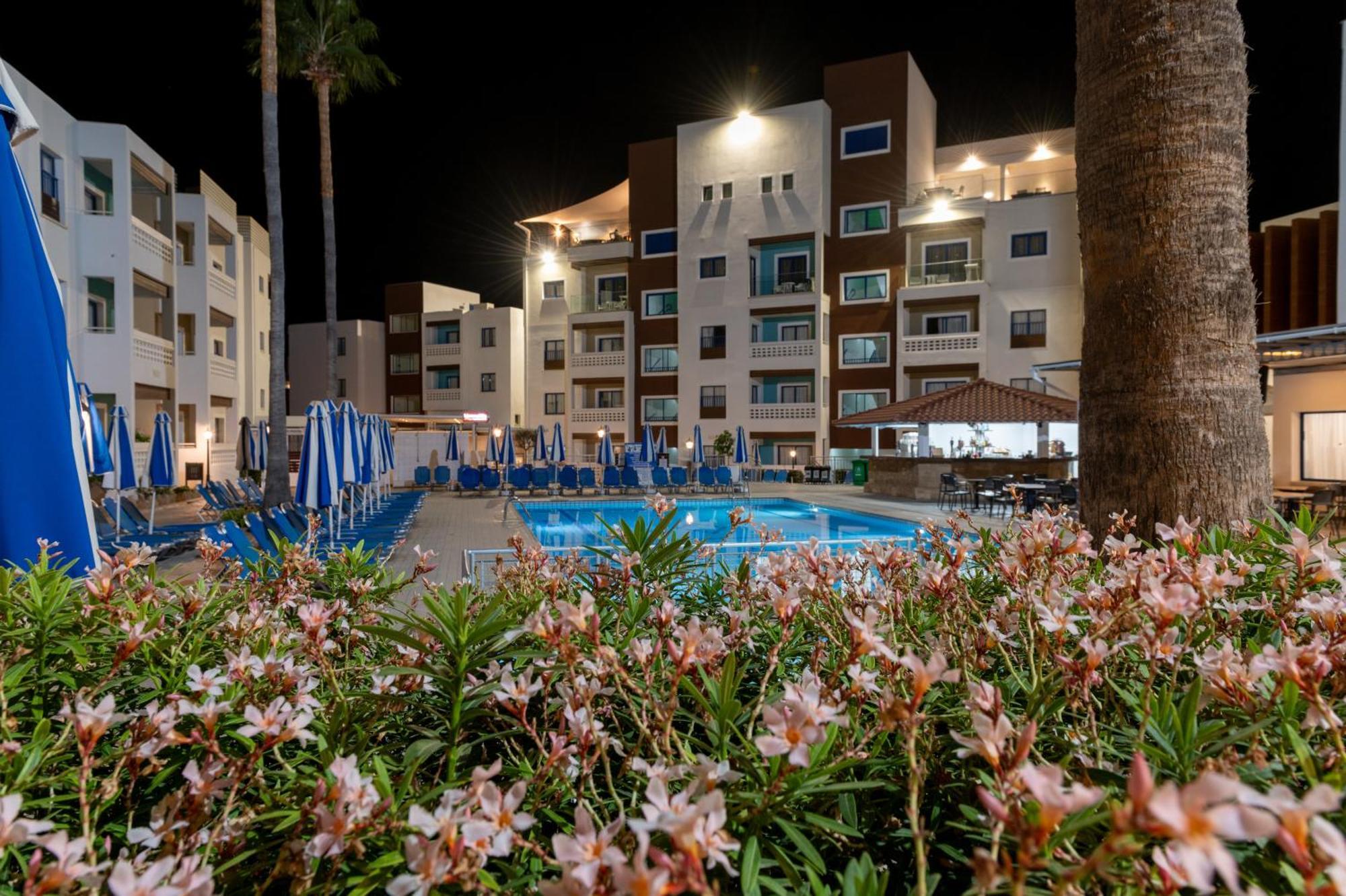 Kefalos Damon Hotel Apartments Paphos Esterno foto